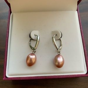 ‘Helzberg Diamonds’ Pink Pearl Earrings
